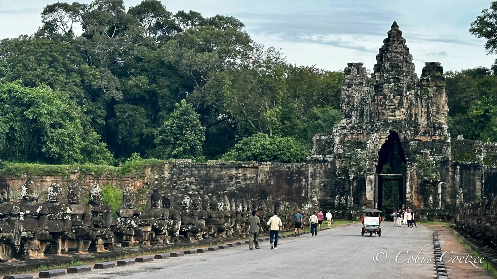 Angkor Thom, Cambodia Angkor Thom, Cambodia