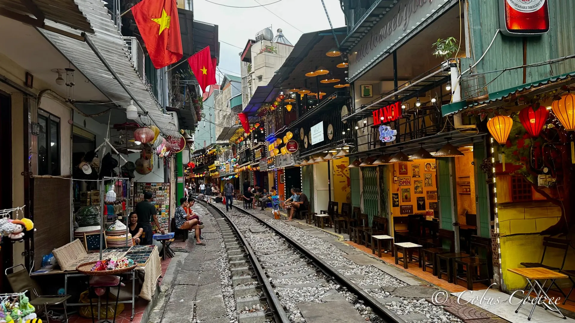 Train Street, Hanoi, Vietnam Train Street, Hanoi, Vietnam